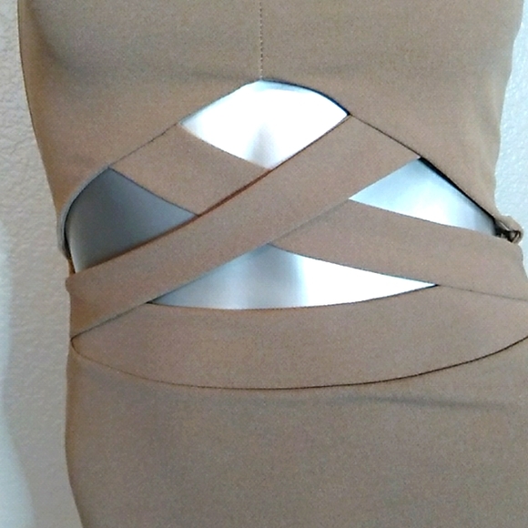 👗 Charlotte Russe* Womans|  (Small) | Halter,Body Con Dress - Picture 5 of 14